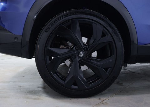 Renault Austral 1.2 Austral Techno Espirit Alpine HEV Auto 5dr 14