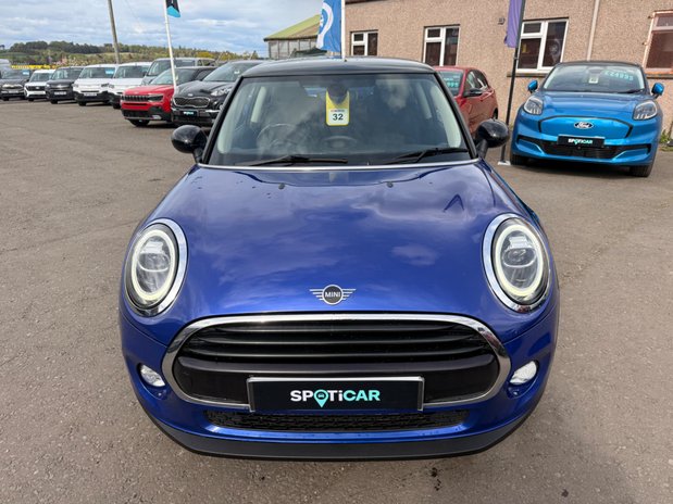 Mini Hatch COOPER 2