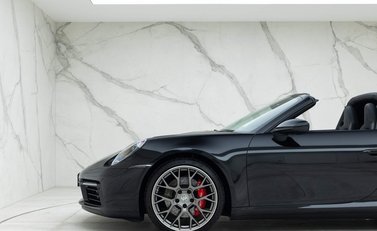 Porsche 911 Targa 4S (992) 28