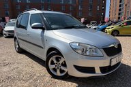 Skoda Roomster SE PLUS.7 SERVICES..IDEAL FOR DOGS, WHEELCHAIR.SUNROOF 6