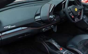 Ferrari 488 SPIDER 20