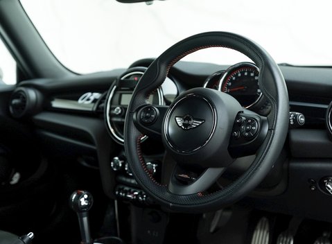 Mini Hatch John Cooper Works Challenge 9