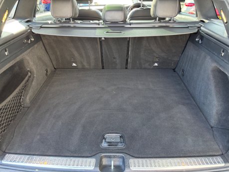 Mercedes-Benz GLC 2.1 GLC220d AMG Line (Premium) Diesel G-Tronic 4MATIC Euro 6 (s/s) (170ps) 10