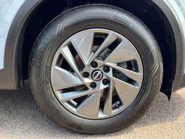 Nissan Qashqai 1.3 Qashqai Acenta Premium DiG-T MHEV 5dr 15