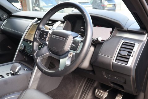 Land Rover Discovery 2023 R-DYNAMIC HSE MHEV commercial with a rear seat conversion 15