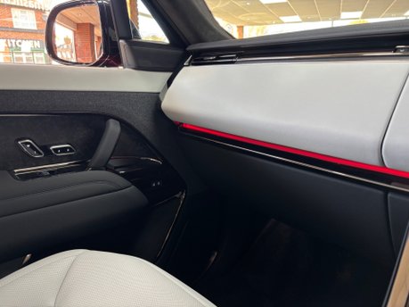 Land Rover Range Rover Sport 3.0 P550e 38.2kWh Autobiography SUV Petrol Plug-in Hybrid Auto 4WD (550 ps) 48