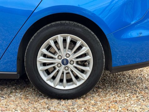 Ford Focus 1.0 Focus Titanium 5dr 18