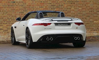 Jaguar F-Type S V8 Convertible 15