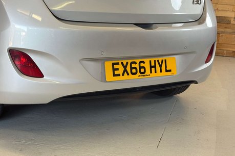 Hyundai i30 1.4 Blue Drive SE Nav Hatchback 5dr Petrol Manual Euro 6 (s/s) (100 ps) 82