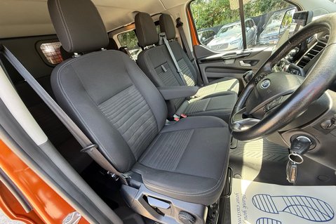 Ford Transit Custom 320 LIMITED ECOBLUE DOUBLE CAB - 6 SEATER -REVERSE CAMERA -APPLE CAR PLAY 28