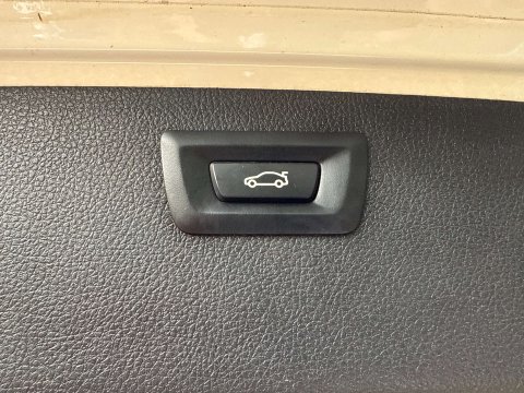 BMW 3 Series 3.0 330d xDrive M Sport Auto 4WD 5dr 23