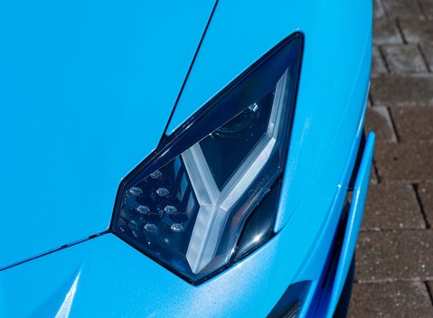 Lamborghini Aventador SVJ LP 770-4 Roadster 27