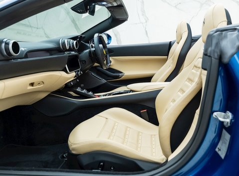 Ferrari Portofino 15