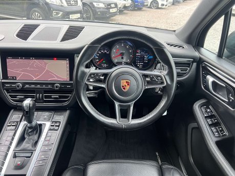 Porsche Macan 3.0 Macan S Semi-Auto 4WD 5dr 18