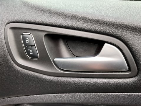 Ford Kuga TITANIUM TDCI 40