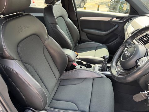 Audi Q3 TFSI S LINE 20