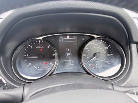 Nissan X-Trail 1.6 DCI TEKNA XTRONIC 25