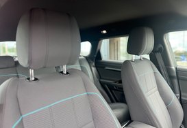 Land Rover Range Rover Evoque R-DYNAMIC 16