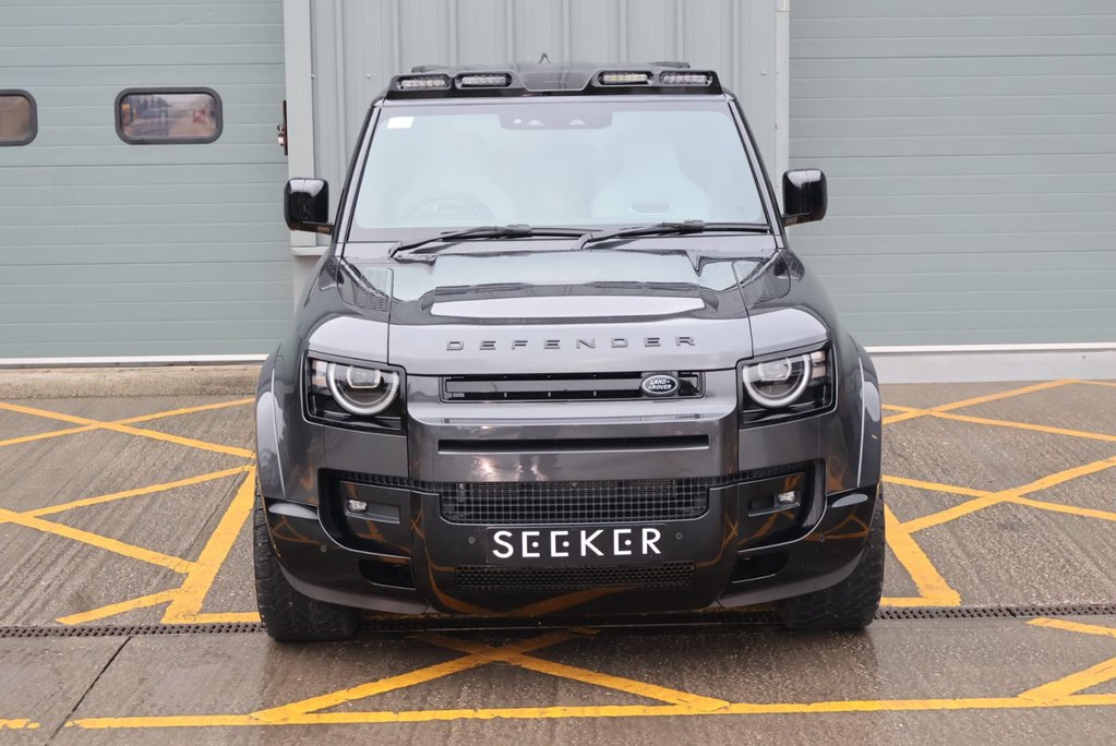 Land Rover Defender 110 2026 110 HARD TOP  HSE 350 FITTED WITH SVR SEAT FRONT AND REAR SEATS 2