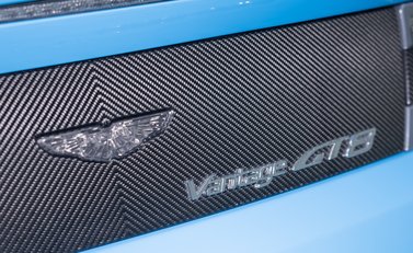Aston Martin Vantage GT8 35
