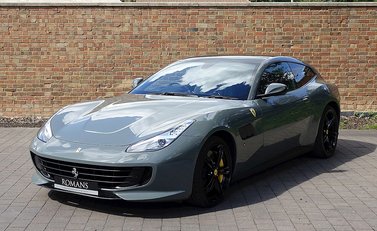 Ferrari GTC4 Lusso 6