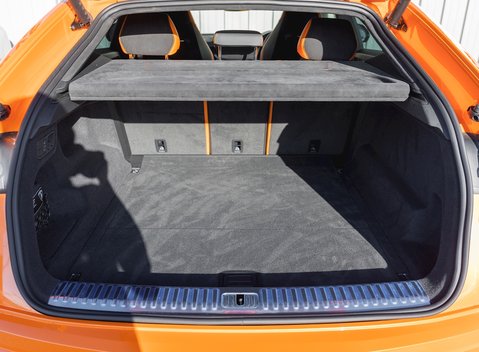 Lamborghini Urus Pearl Capsule 33