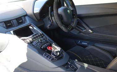 Lamborghini Aventador S 18