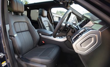 Land Rover Range Rover Sport 3.0 SDV6 HSE 12