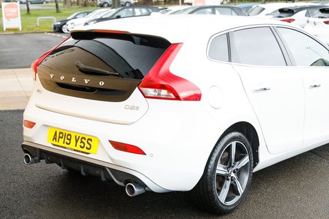 Volvo V40 D2 R-DESIGN EDITION 8