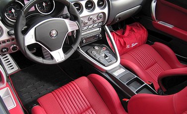 Alfa Romeo 8C Spider 10