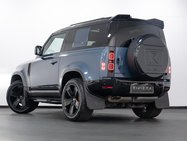Land Rover Defender 3.0 D250 MHEV X-Dynamic SE SUV 3dr Diesel Auto 4WD Euro 6 (s/s) (250 ps) 33