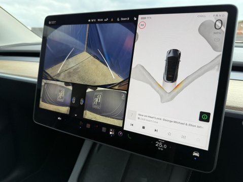 Tesla Model Y (Dual Motor) Long Range SUV 5dr Electric Auto 4WDE (384 bhp) 43
