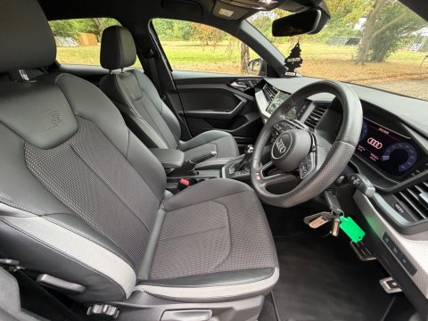 Audi A1 SPORTBACK TFSI S LINE 31