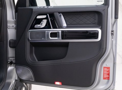 Mercedes-Benz G Series AMG Line Premium 21