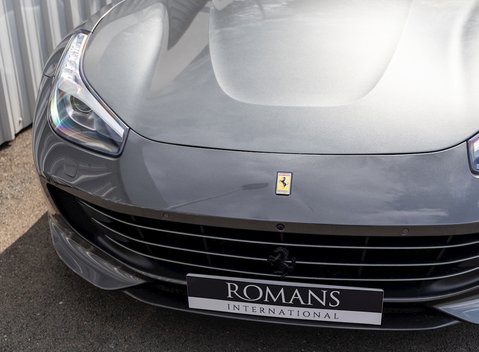 Ferrari GTC4 Lusso 25