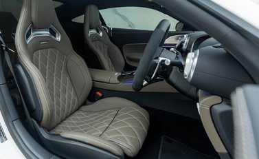 Mercedes-Benz Amg GT 63 Ultimate 14