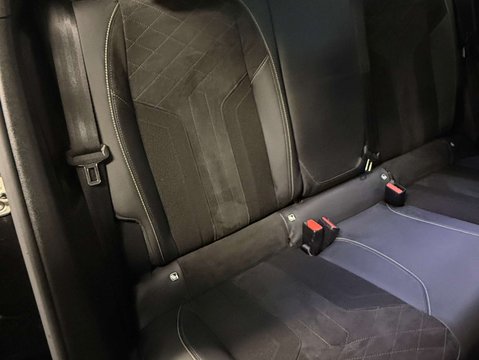 Peugeot 2008 1.2 2008 GT Premium PureTech S/S Auto 5dr 24