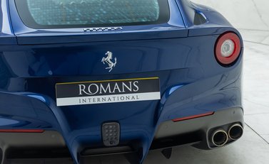 Ferrari F12 Berlinetta 29