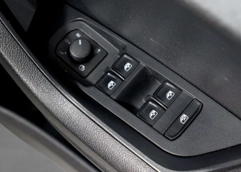 Skoda Karoq 1.5 Karoq SE Drive TSi Semi-Auto 5dr 42