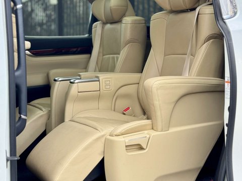 Toyota Alphard 3.5 V6 EXECUTIVE LOUNGE 7 SEAT 21