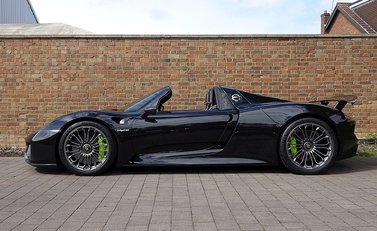 Porsche 918 Spyder 9