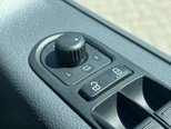 Volkswagen Transporter 2.0 BiTDI T32 Highline Kombi 4dr Diesel DSG 4MOTION L1 H1 (226 g/km, 178 bh 38