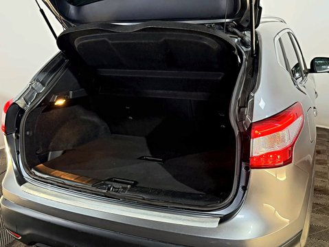 Nissan Qashqai TEKNA DCI 130 XTRONIC 10