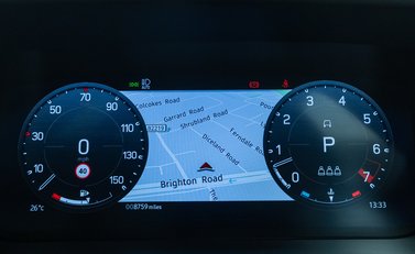 Land Rover Defender 110 V8 P525 Urban 18