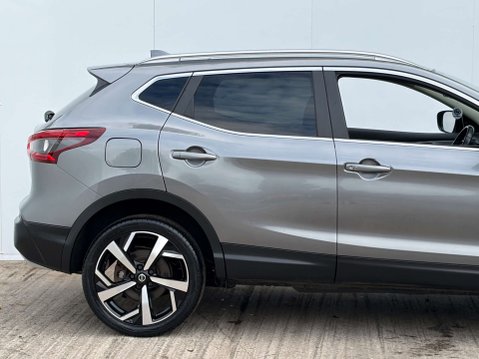 Nissan Qashqai 1.3 Qashqai Tekna DiG-T Semi-Auto 5dr 10