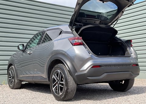 Nissan Juke DIG-T N-CONNECTA 17