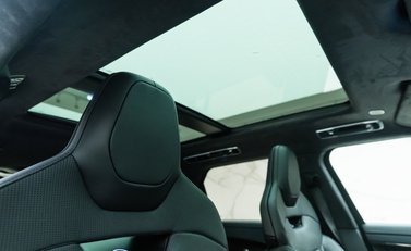 Land Rover Range Rover Sport P635 SV EDITION ONE 17