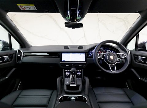 Porsche Cayenne V6 16