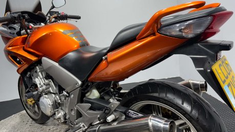 Honda CB 2006 42K GREAT CONDITION NEW MOT 1000CC COMMUTER BIKE 18