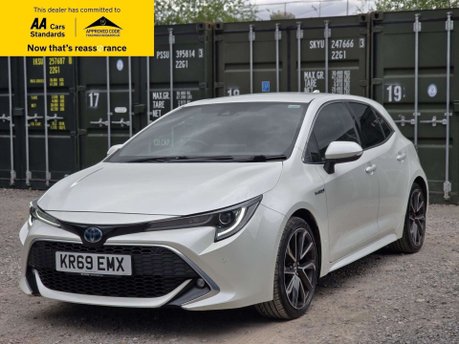 Toyota Corolla 2.0 VVT-h Excel Hatchback 5dr Petrol Hybrid CVT Euro 6 (s/s) (184 ps) 3